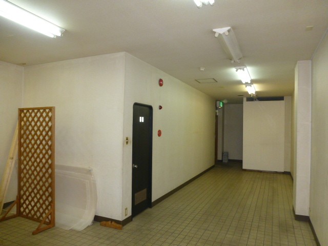 ２階　事務室（空室）