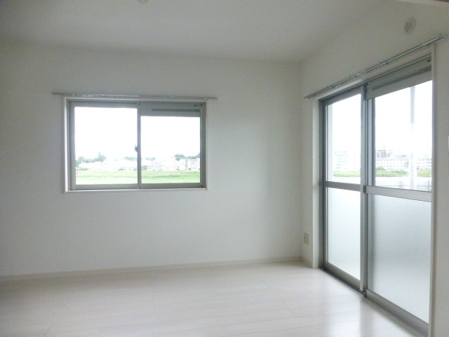 ベットルームや子供部屋としても使える洋室