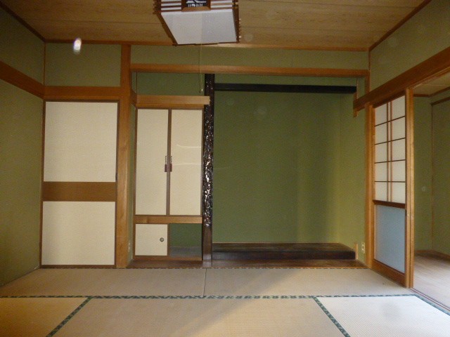 和室６畳　床の間　