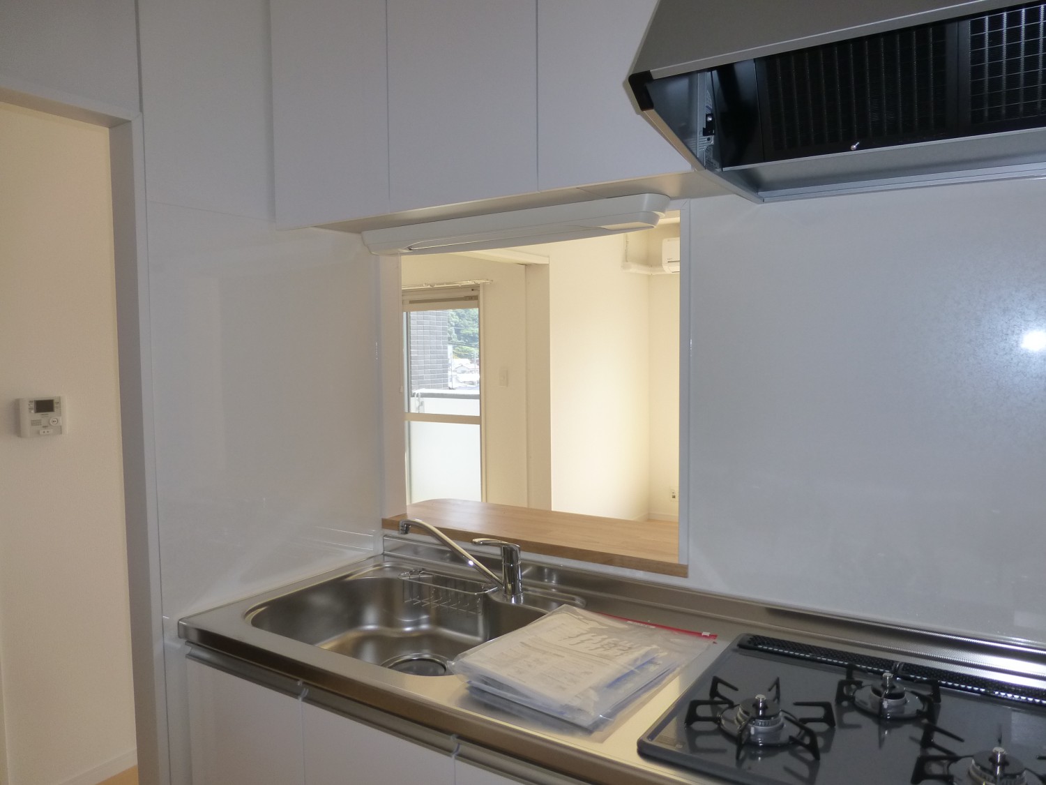 お料理しながら、お部屋が見渡せますね(*^-^*)