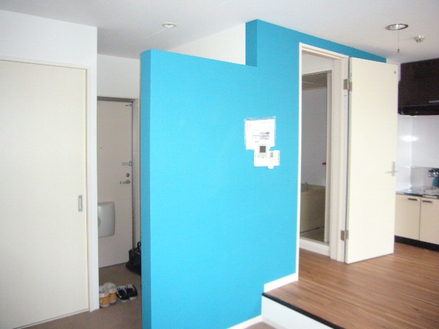 爽やかなブルーがアクセントのお部屋です♪