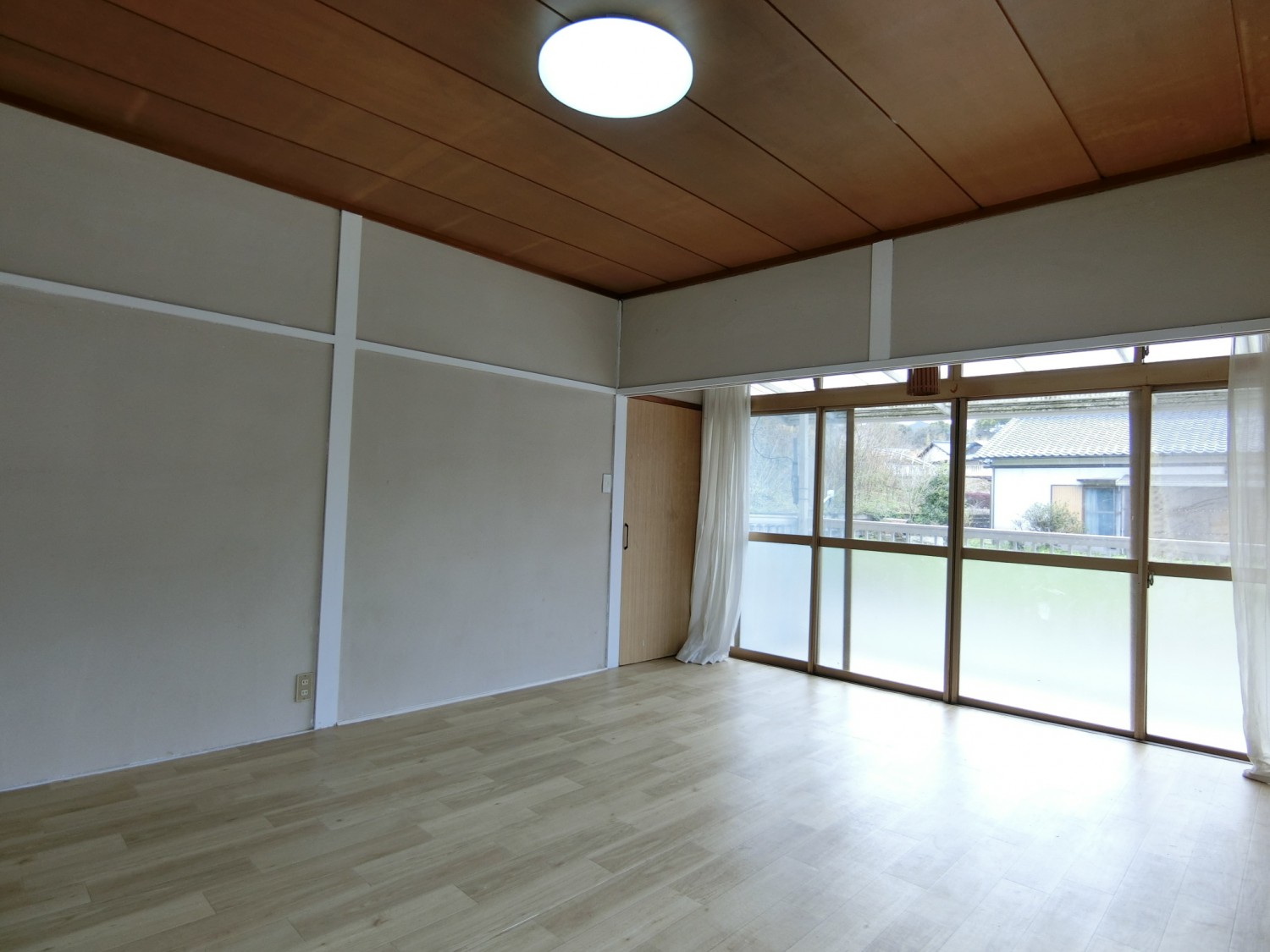 10帖ベランダ側