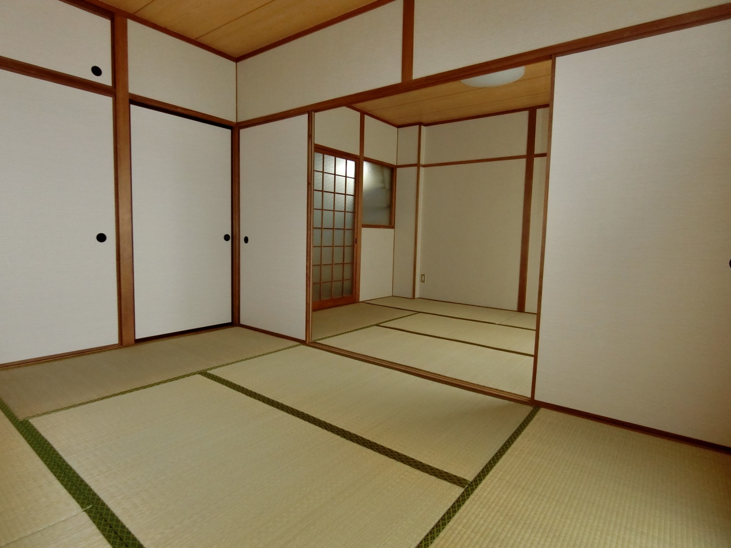 二間続きで広く使うこともできます