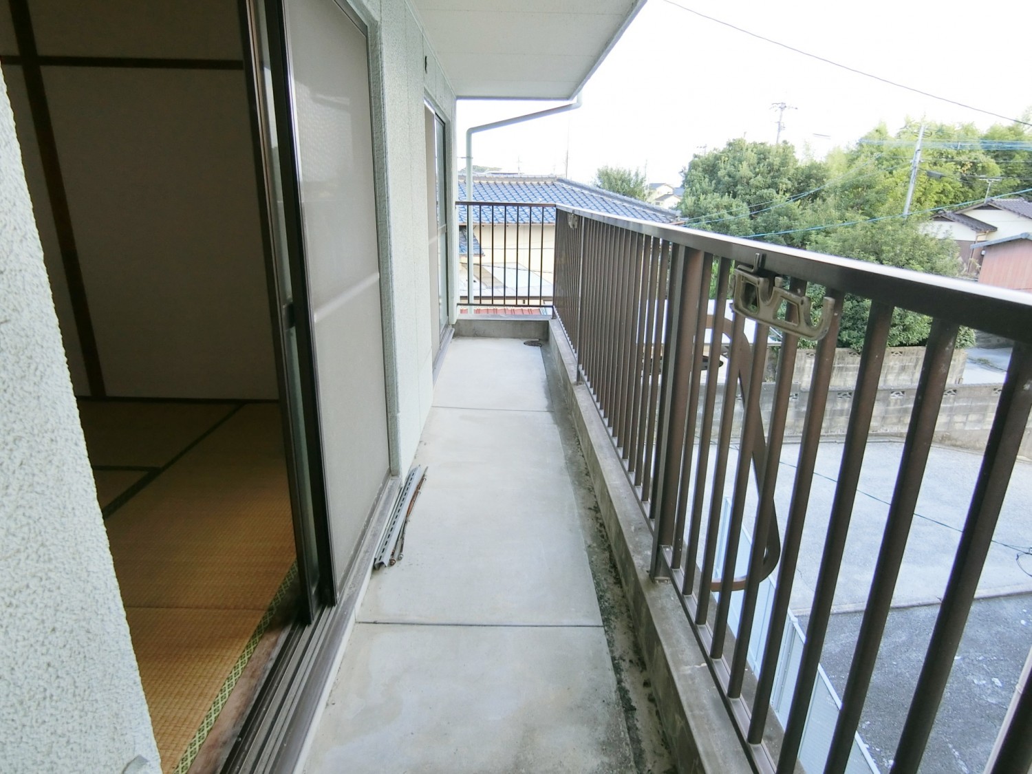 2部屋続きのベランダになっています