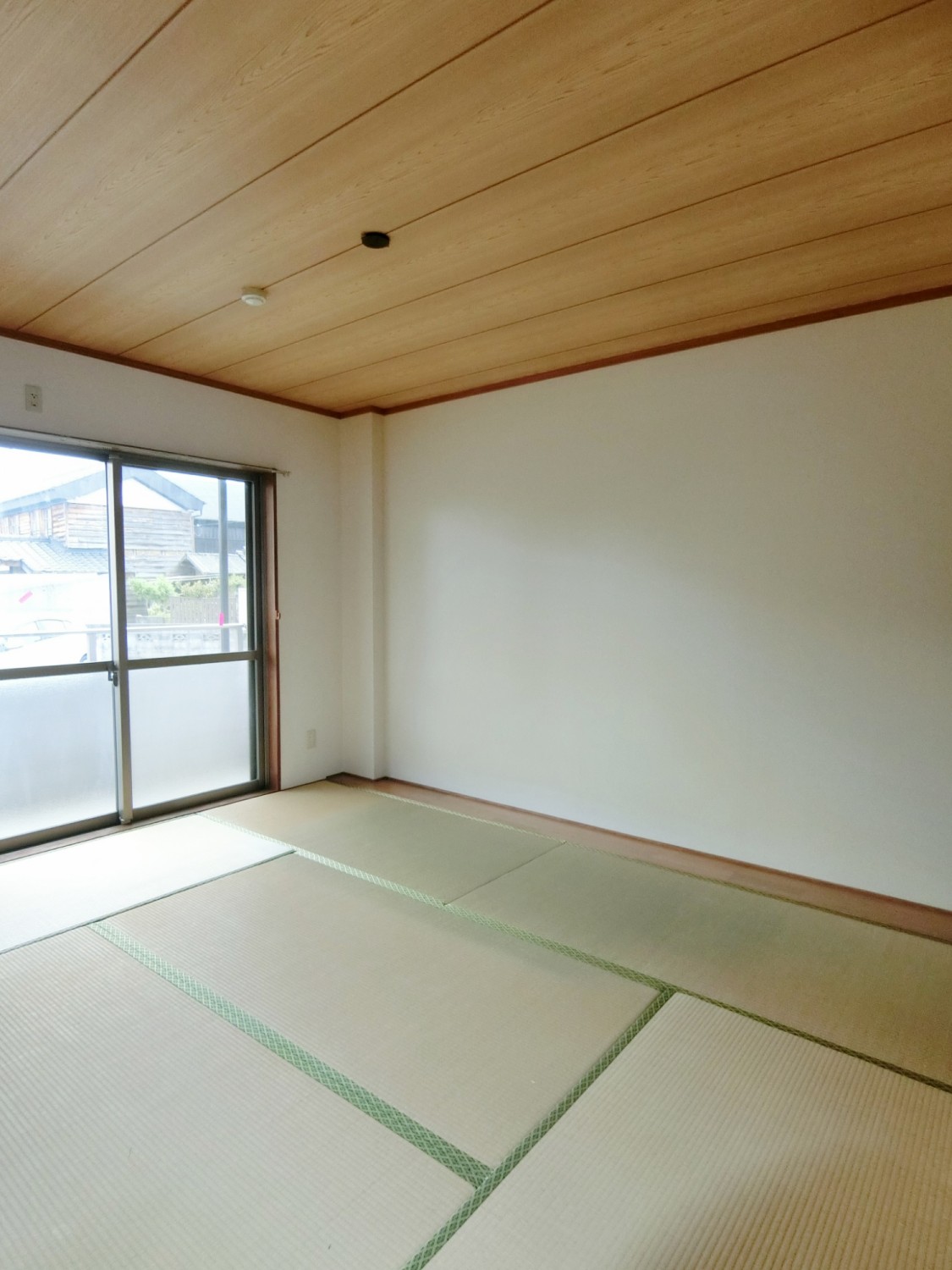 畳の部屋も1部屋あると便利です
