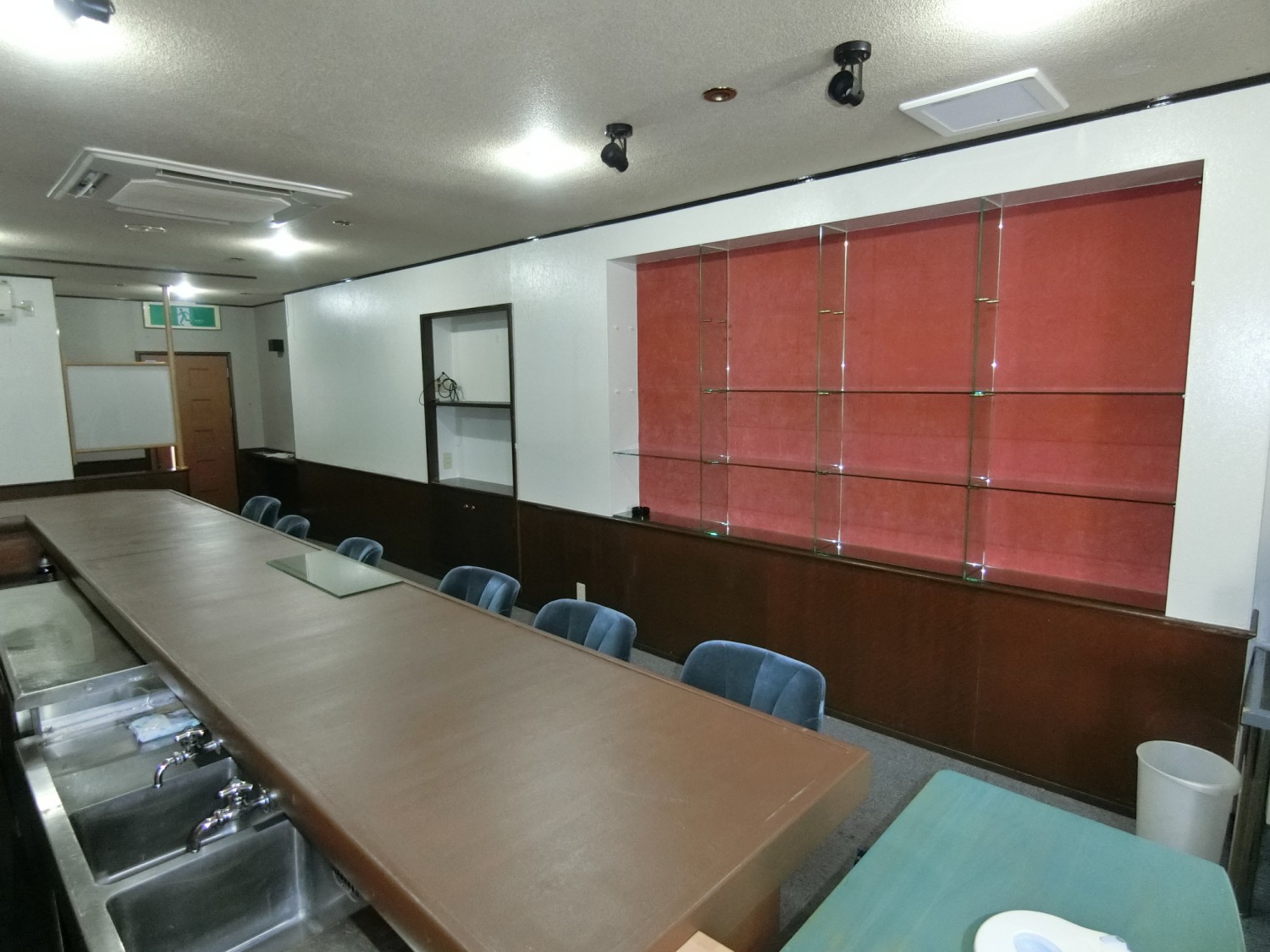 店内