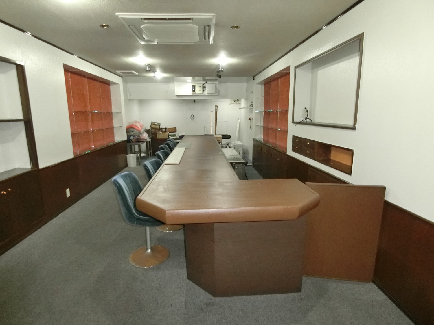 店内