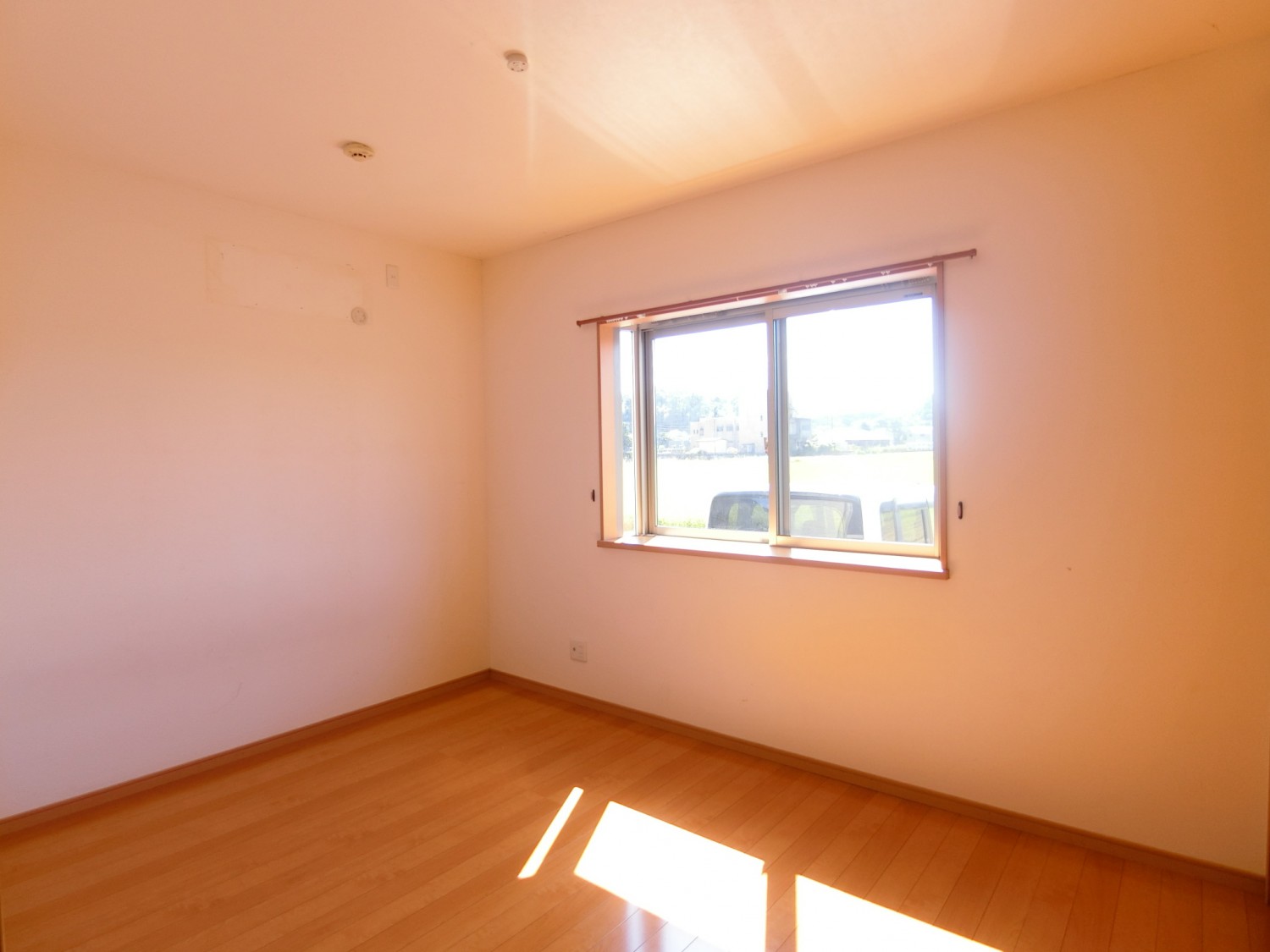 南側　陽当りも良好です