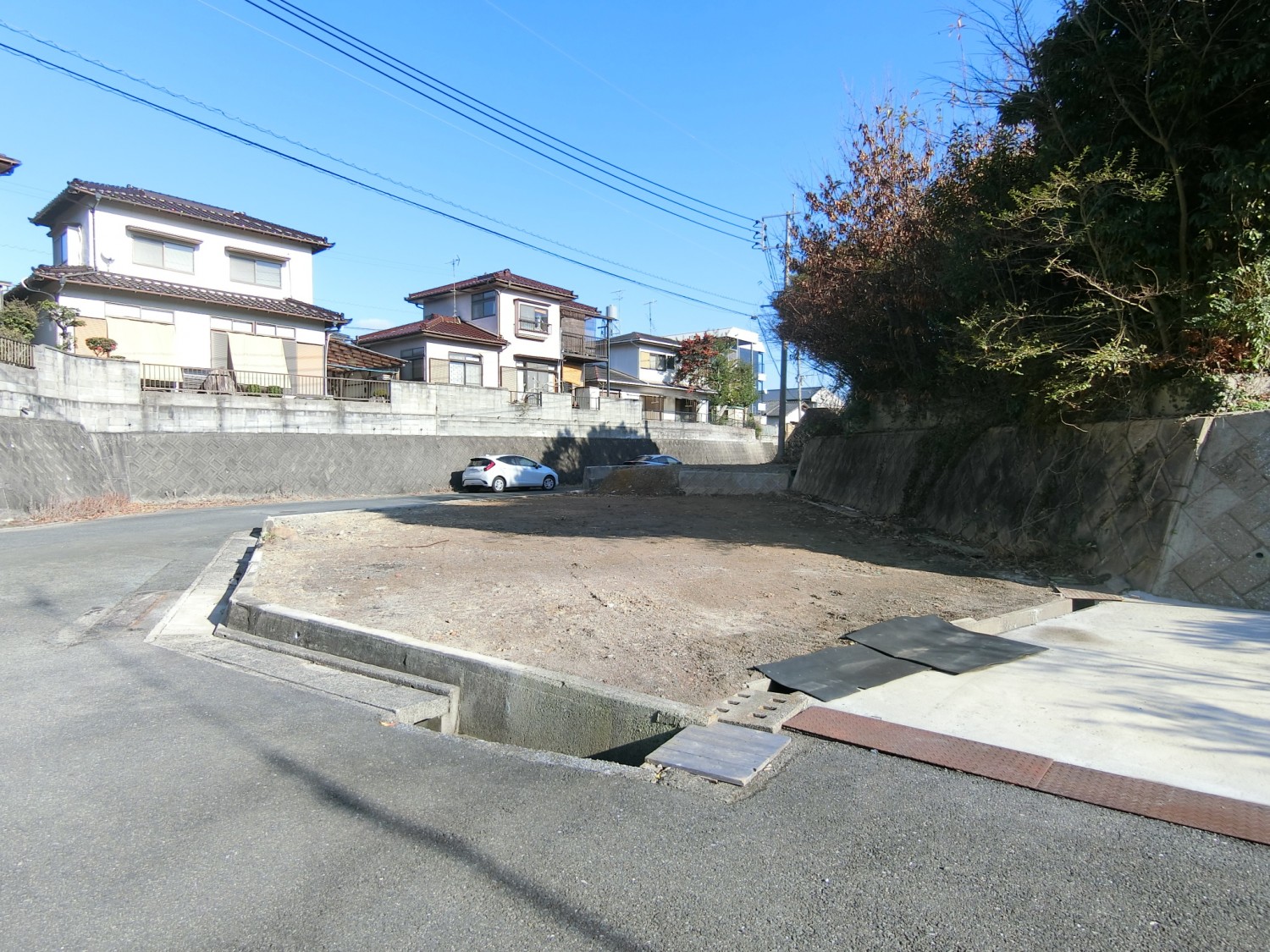 南西側より撮影