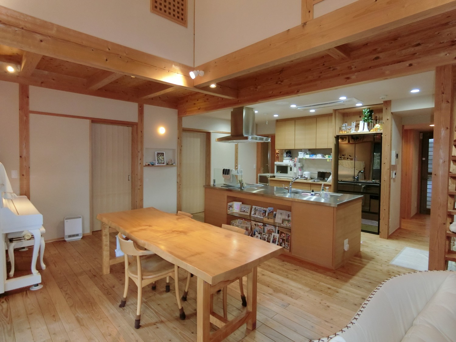 家族との会話が弾むアイランドキッチン