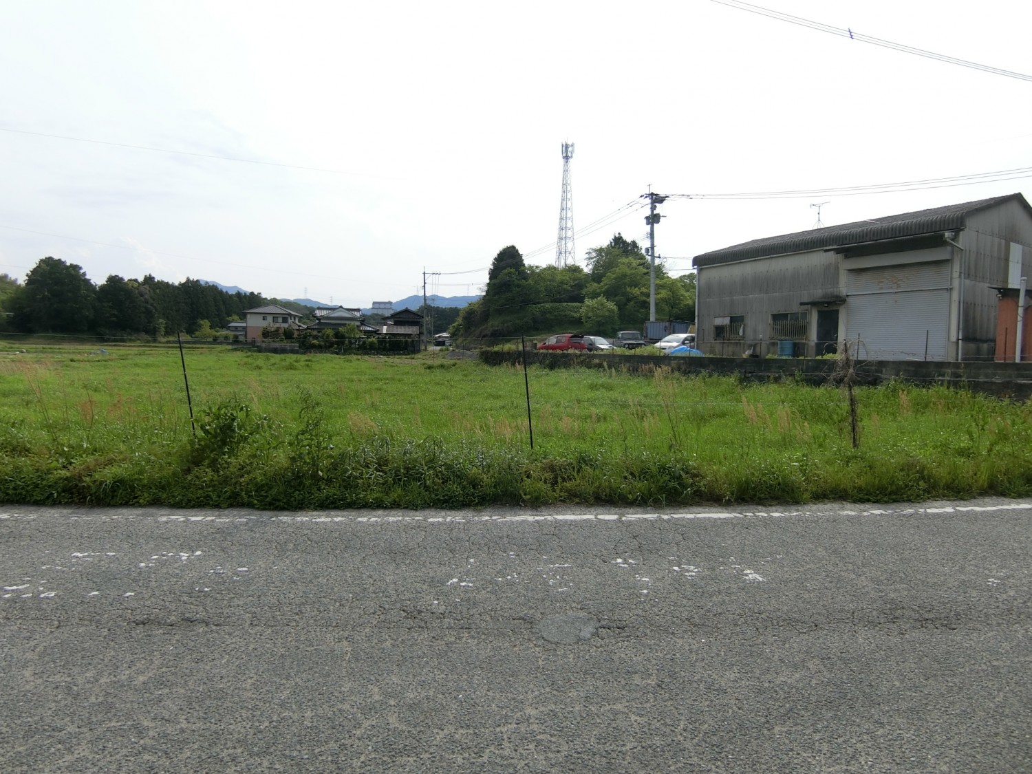 北東側道路より撮影