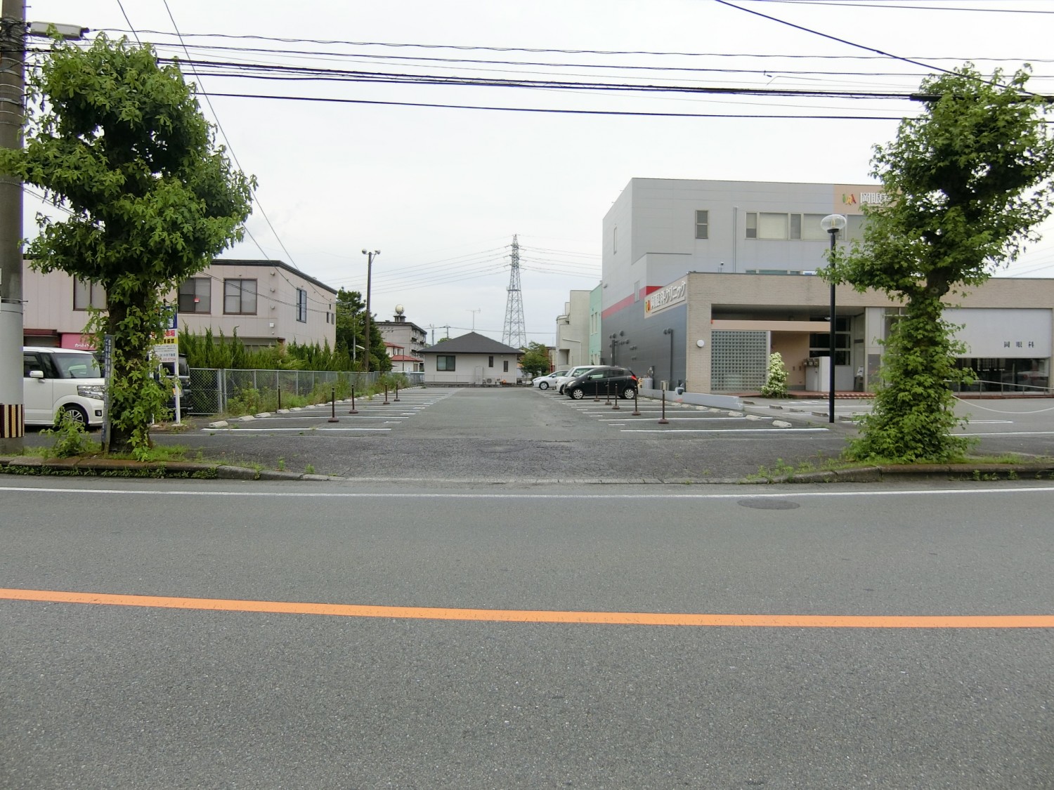 北西側道路より撮影