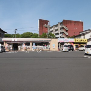 セブンイレブン柏の森店