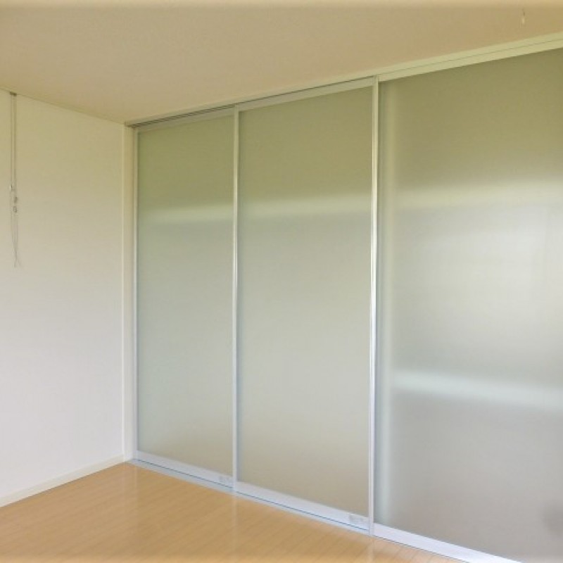 ☆圧迫感のないスケルトン扉☆