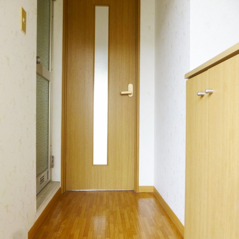 下駄箱付きの玄関