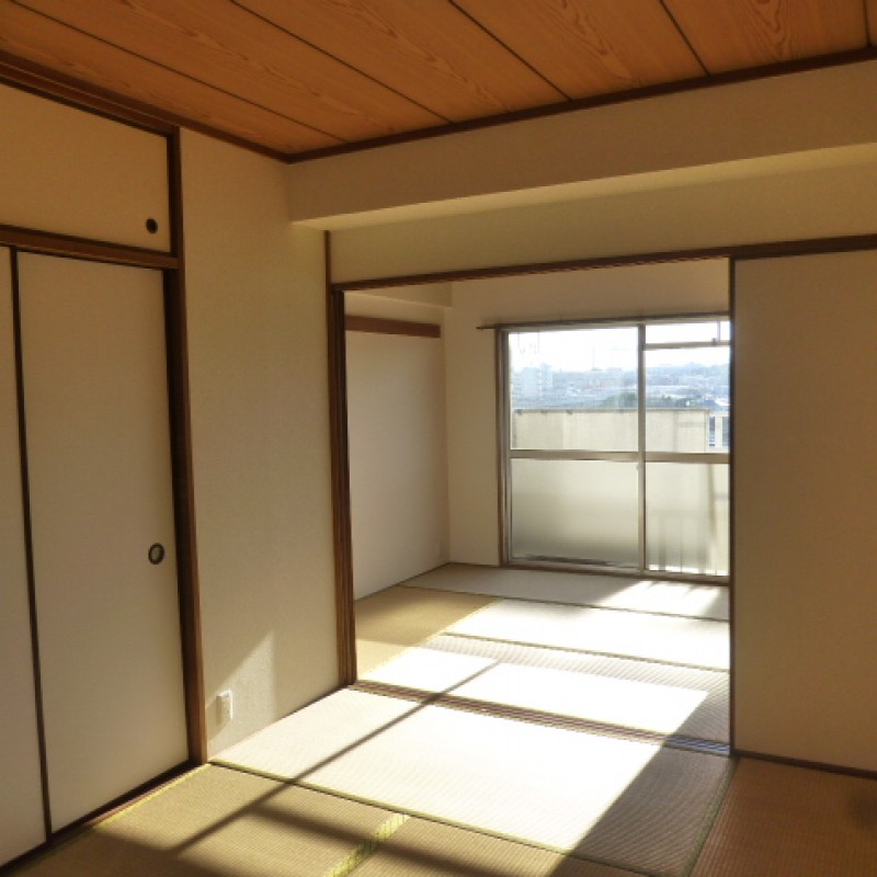 襖を開けば、広々と使えます！