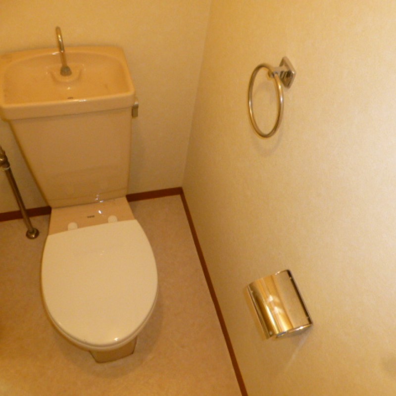 清潔感のあるトイレです☆