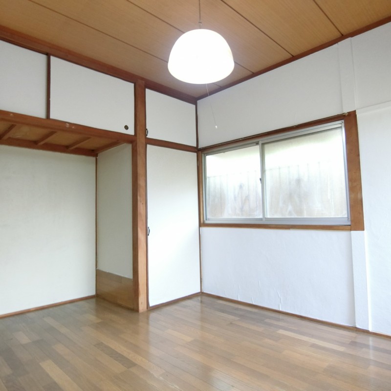 キッチン横（洋室６帖）