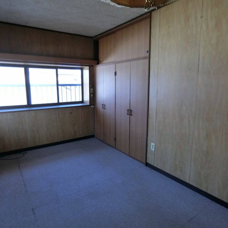 2F