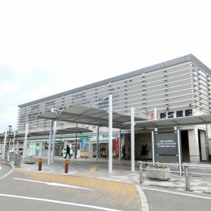 JR新飯塚駅