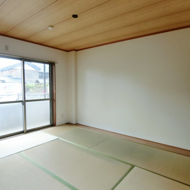畳の部屋も1部屋あると便利です