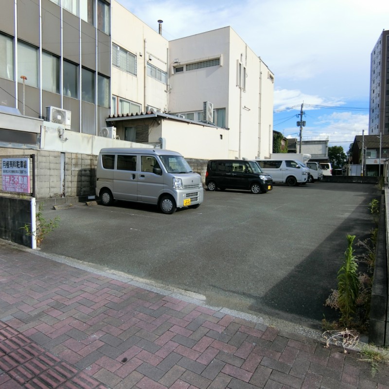 大通り側より撮影
