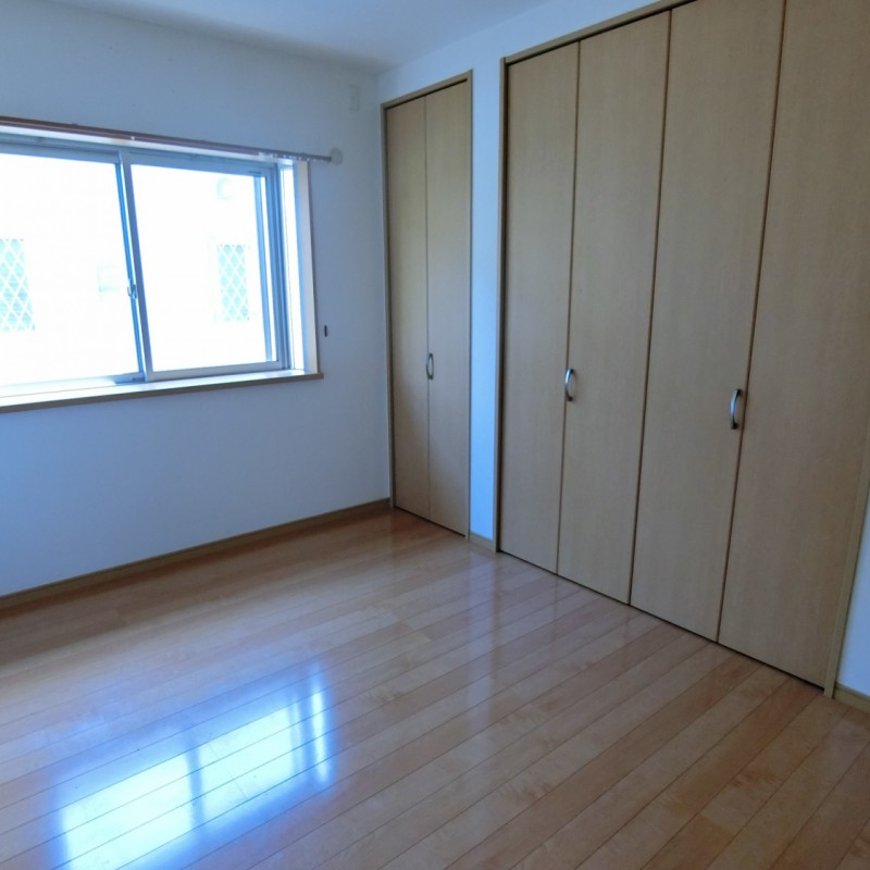 東側なので、朝陽でさわやかな毎朝を♪