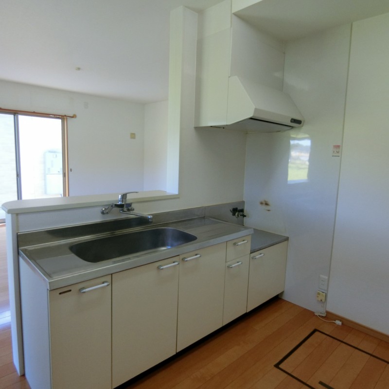 対面式　お掃除しやすいキッチンパネル仕様