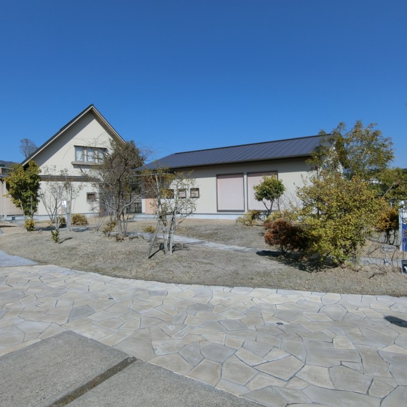 居宅・事務所（全景）