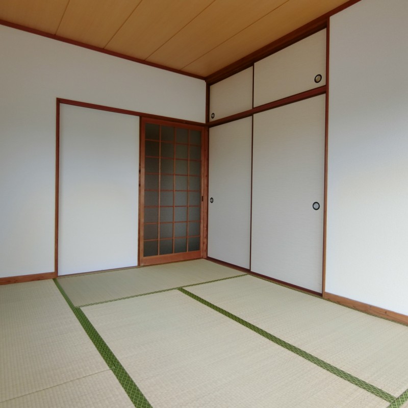 玄関横和室