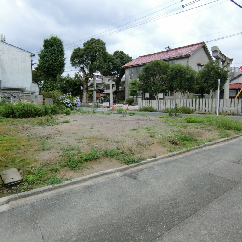 南東側より撮影