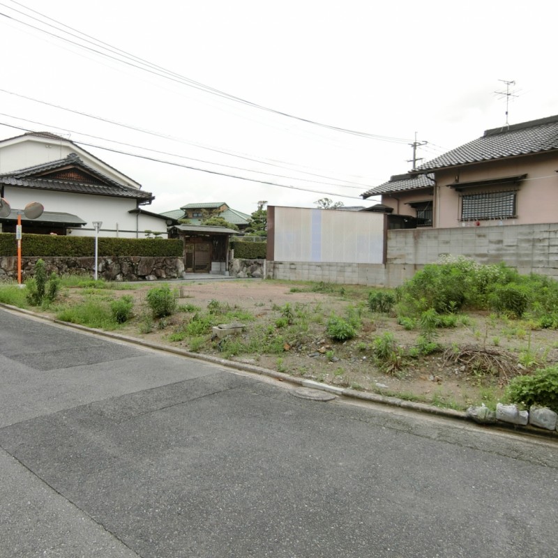 北西側道路より撮影