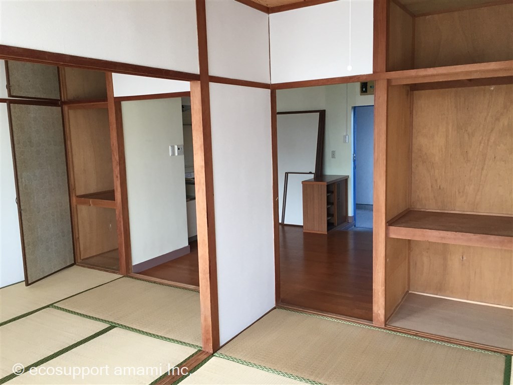 東側和室より