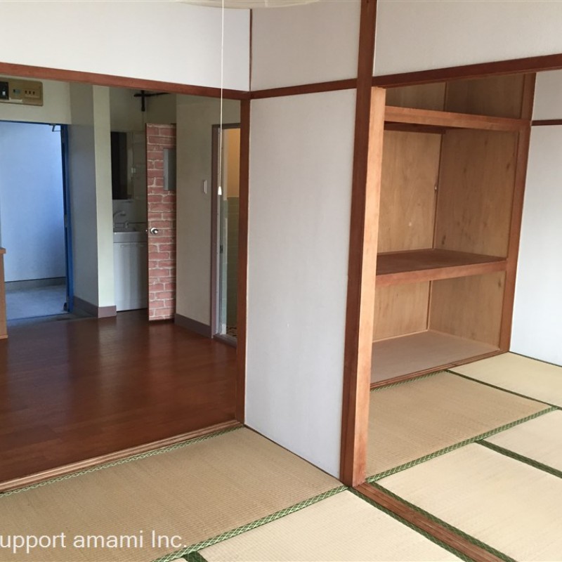 西側和室より