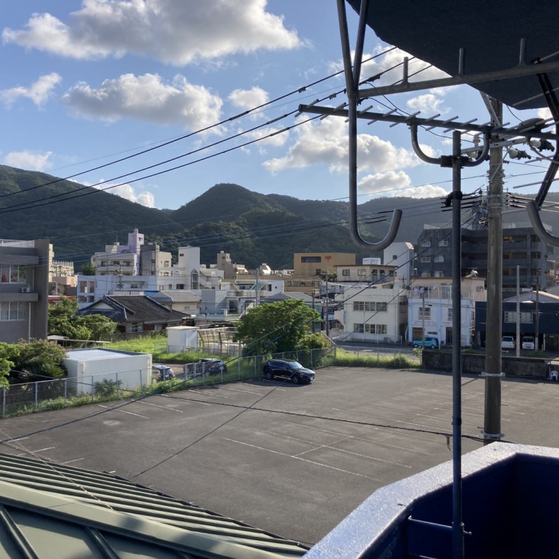 ベランダ側より