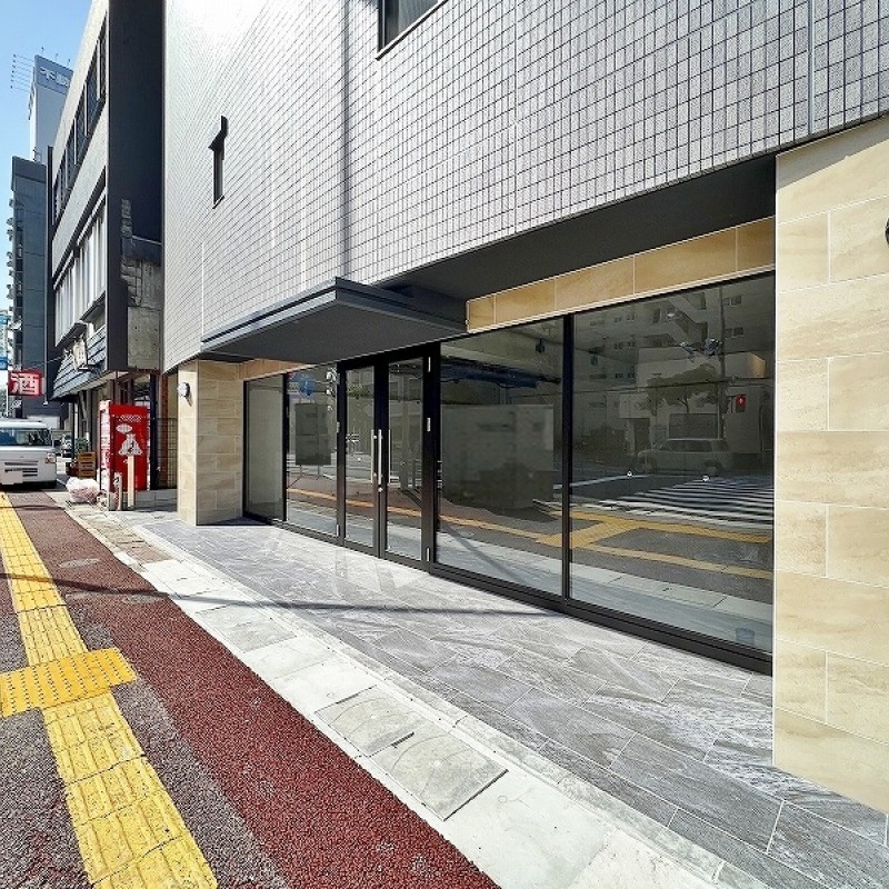 ★前面ガラス張り★