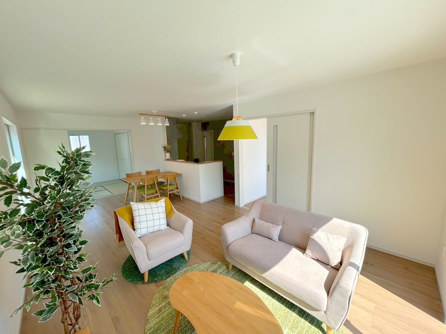 リビング　※家具はイメージです