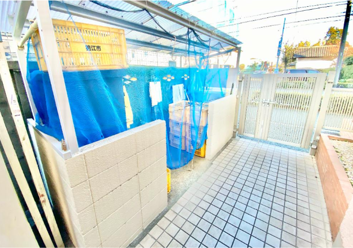 ゴミステーションあり
