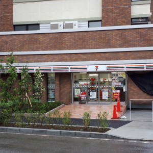 セブン-イレブン 狛江いちょう通り店
