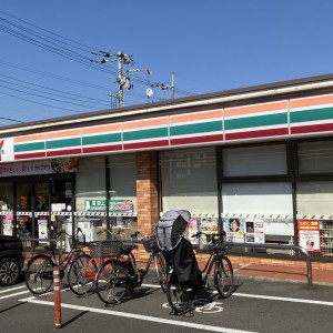 セブンイレブン調布野川大橋南店