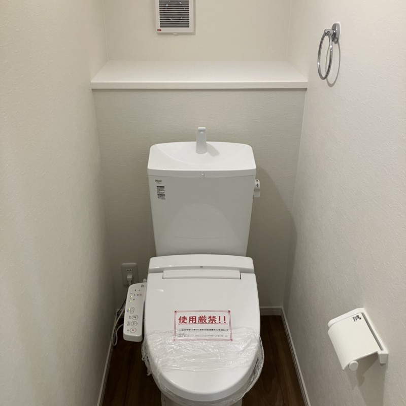 2F