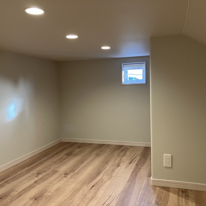 小屋裏収納　6帖