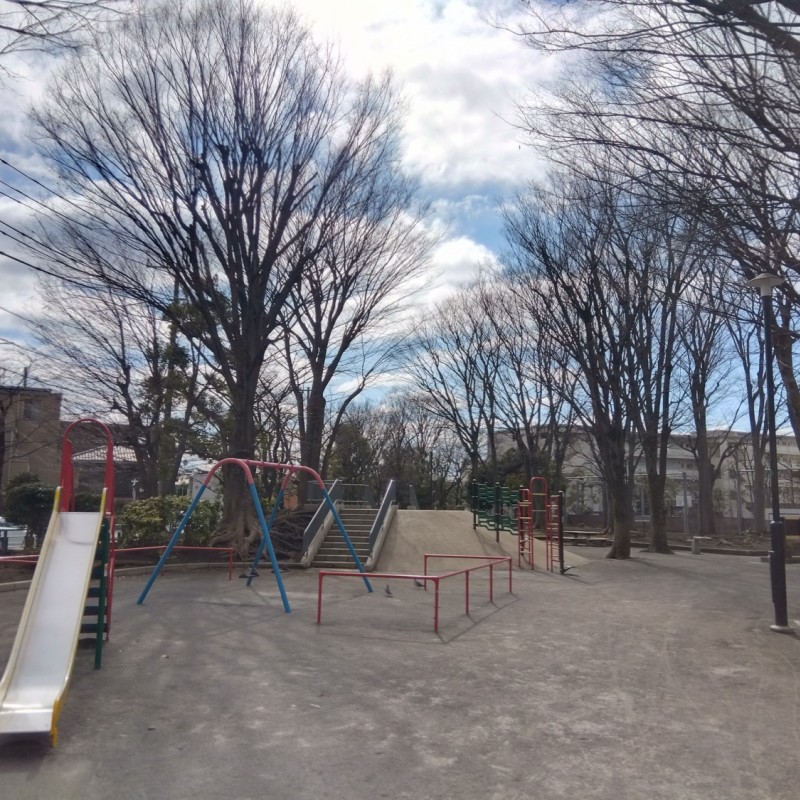 喜多見公園まで270m